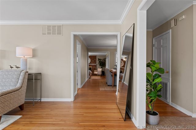 3707 E 47th Place, Tulsa, OK 74135