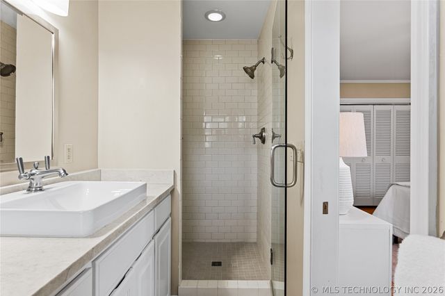 3707 E 47th Place, Tulsa, OK 74135