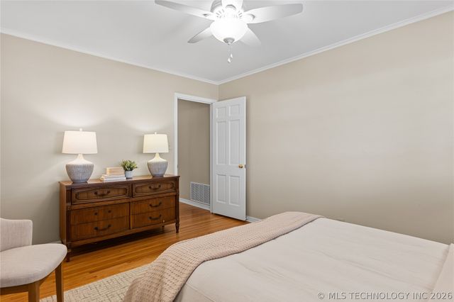 3707 E 47th Place, Tulsa, OK 74135