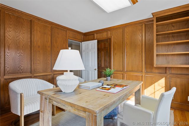 3707 E 47th Place, Tulsa, OK 74135