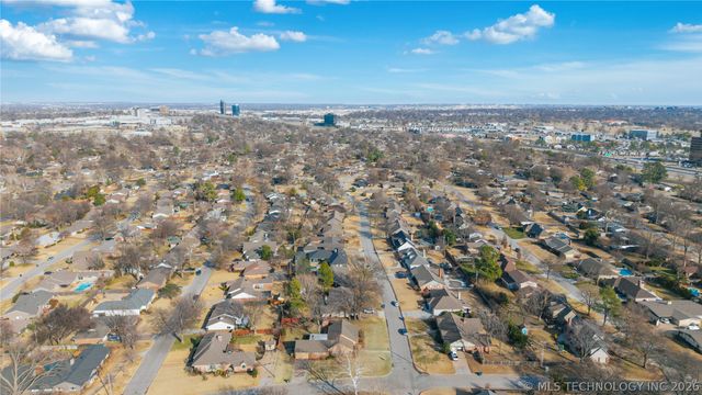 3707 E 47th Place, Tulsa, OK 74135