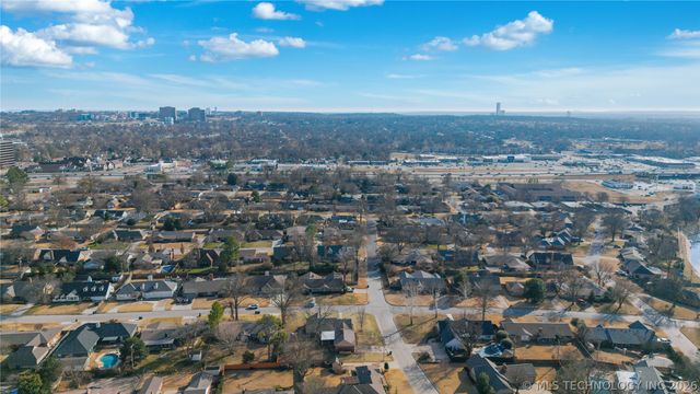 3707 E 47th Place, Tulsa, OK 74135