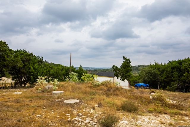 807 Scenic Hills Drive, Canyon Lake, TX 78133