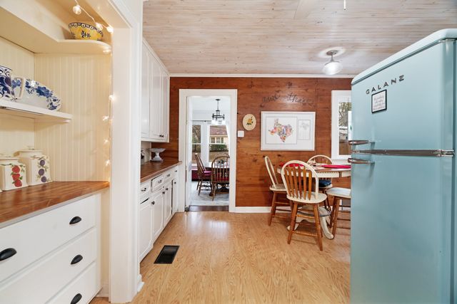 2257 Cleveland Street, Paris, TX 75460