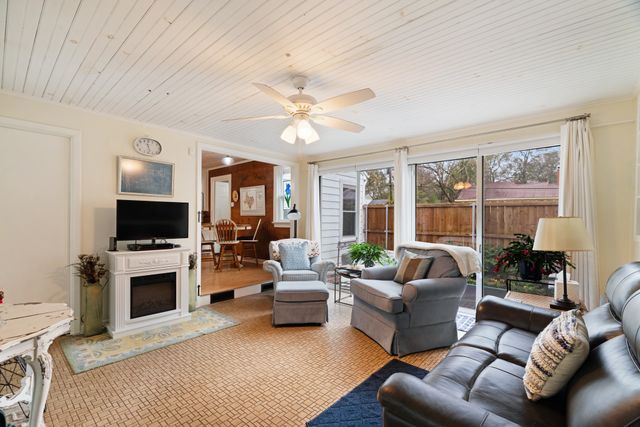 2257 Cleveland Street, Paris, TX 75460