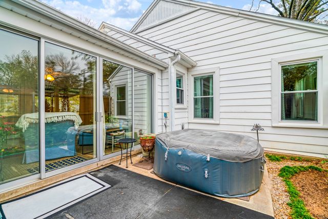 2257 Cleveland Street, Paris, TX 75460