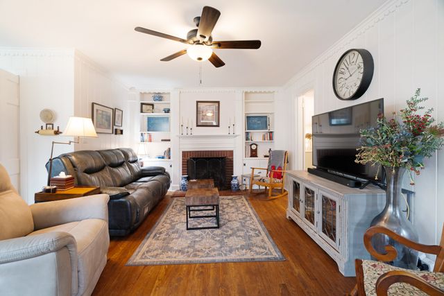 2257 Cleveland Street, Paris, TX 75460