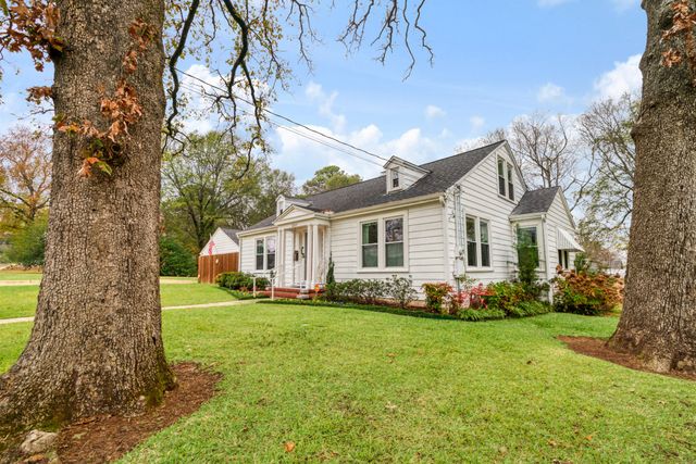 2257 Cleveland Street, Paris, TX 75460