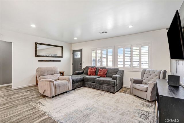 128 E Penn, San Dimas, CA 91773