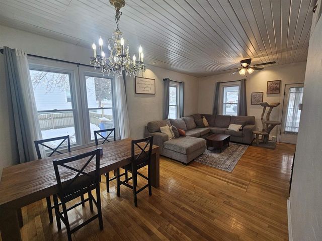 321 E Carroll Street, Portage, WI 53901