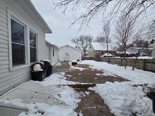 321 E Carroll Street, Portage, WI 53901