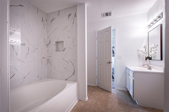 12301 Paloma Blanca WAY, Del Valle, TX 78617