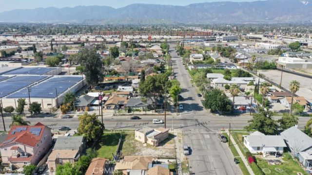 1003 W Rialto, San Bernardino, CA 92410