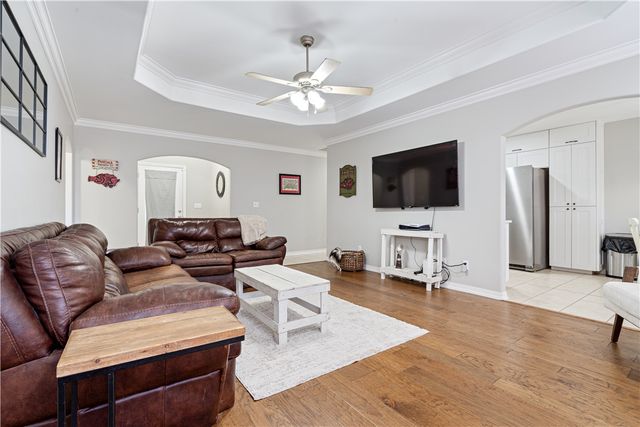 201 Halleck Coach Road, Centerton, AR 72719