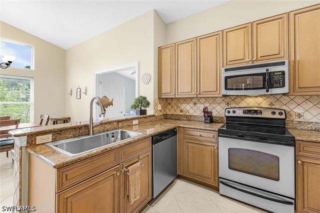 1415 Princess Sabal PT, Naples, FL 34119