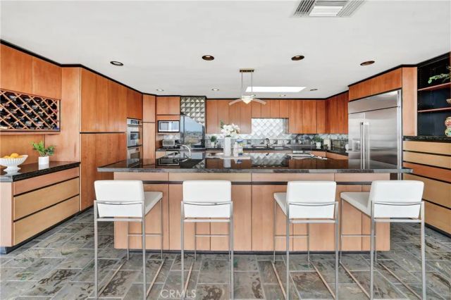 5400 E The Toledo 701, Long Beach, CA 90803