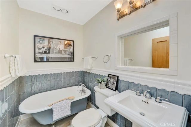 5400 E The Toledo 701, Long Beach, CA 90803