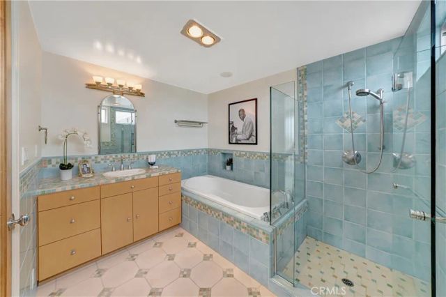 5400 E The Toledo 701, Long Beach, CA 90803
