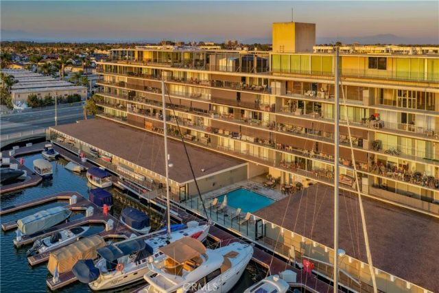 5400 E The Toledo 701, Long Beach, CA 90803