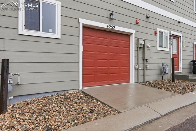 4252 Little Rock View, Colorado Springs, CO 80911