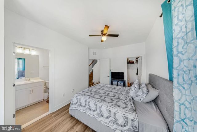 863 KING FARM BLVD, Rockville, MD 20850