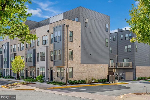 863 KING FARM BLVD, Rockville, MD 20850