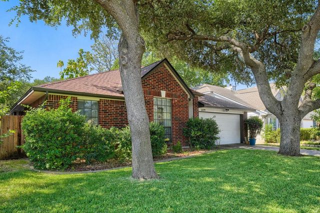 8009 Tantara CT, Austin, TX 78729
