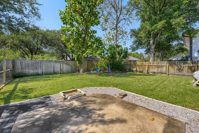 8009 Tantara CT, Austin, TX 78729