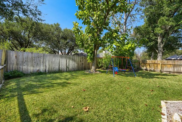 8009 Tantara CT, Austin, TX 78729