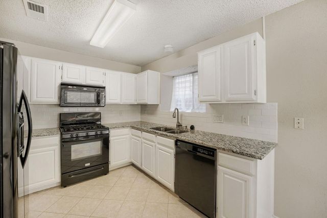 8009 Tantara CT, Austin, TX 78729