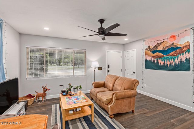 1610 S COLLEGE Avenue, Tempe, AZ 85281