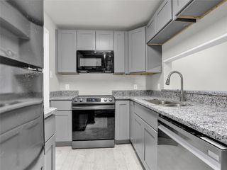 1601 Marsh Lane 200B, Carrollton, TX 75006