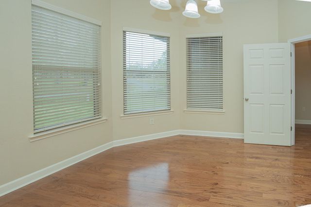 1090 Whispering Oak, Redfield, AR 72132