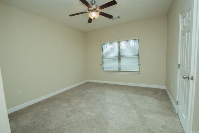 1090 Whispering Oak, Redfield, AR 72132