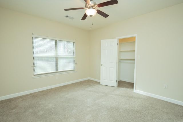 1090 Whispering Oak, Redfield, AR 72132