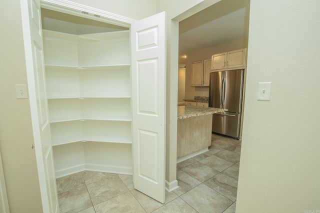 1090 Whispering Oak, Redfield, AR 72132
