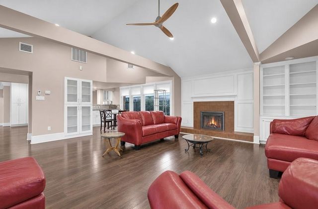 5902 Jim Street, Houston, TX 77092