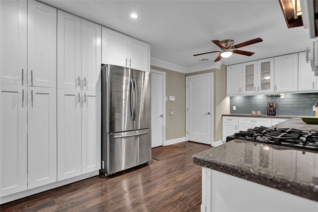 5902 Jim Street, Houston, TX 77092