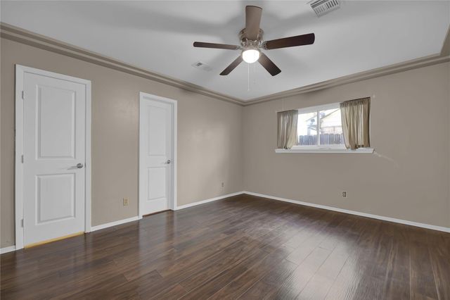 5902 Jim Street, Houston, TX 77092