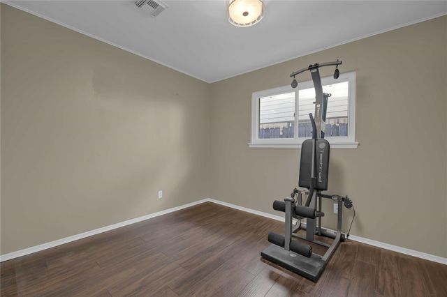 5902 Jim Street, Houston, TX 77092