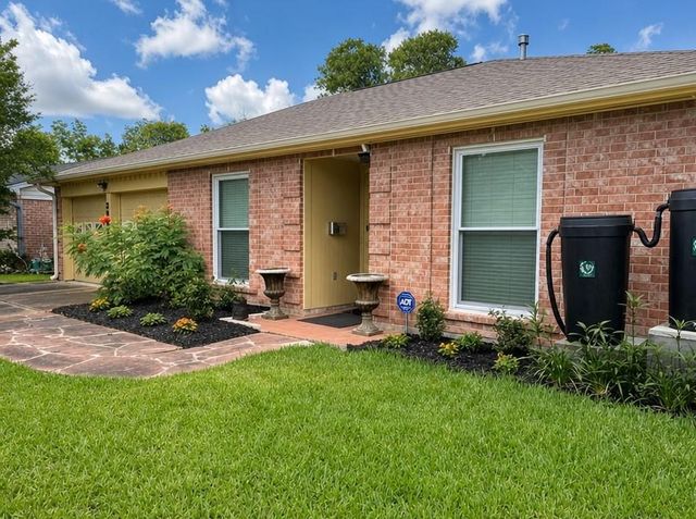 5902 Jim Street, Houston, TX 77092