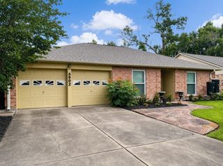 5902 Jim Street, Houston, TX 77092