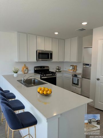 290 Tahoe Ave, New Braunfels, TX 78130