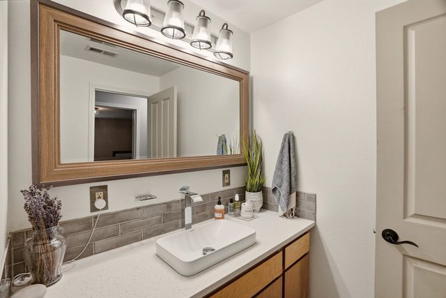 3310 W Hartson Ave, Spokane, WA 99224
