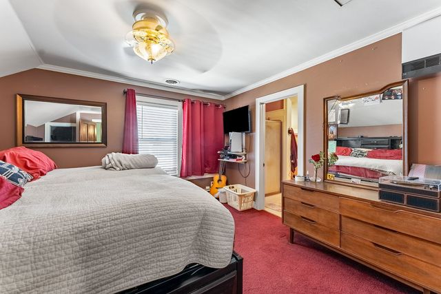 2664 Harrison Street, Davenport, IA 52806