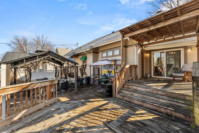 2664 Harrison Street, Davenport, IA 52806