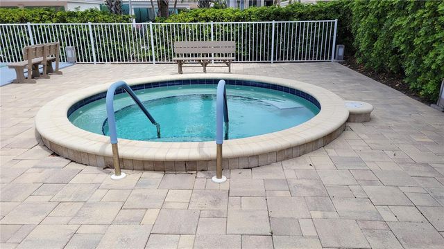 1000 LONGBOAT CLUB ROAD 406, Longboat Key, FL 34228