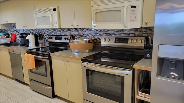 1000 LONGBOAT CLUB ROAD 406, Longboat Key, FL 34228