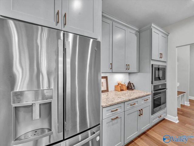 26 Cobbs Cove Way SE, Huntsville, AL 35803