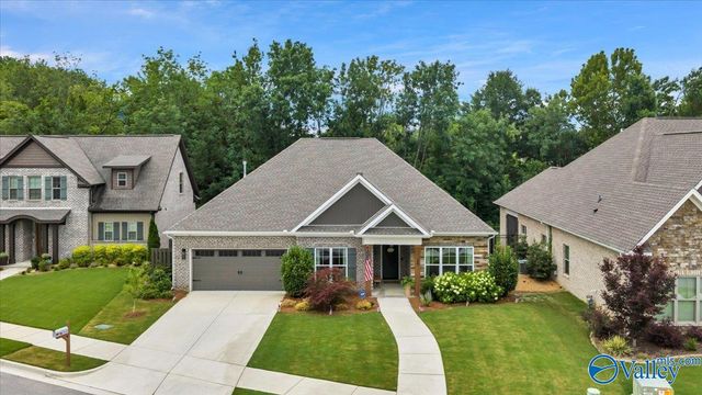 26 Cobbs Cove Way SE, Huntsville, AL 35803